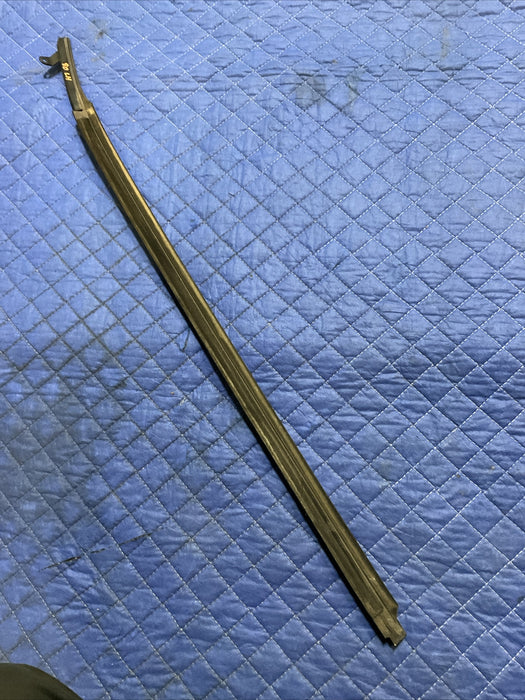 2018 NISSAN 370Z NISMO LEFT DRIVER SIDE EXTERIOR DOOR MOULDING TRIM~WEARS~