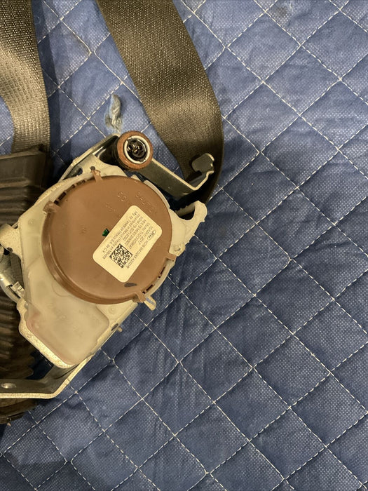 2017 FORD F250 F350 F450 PLATINUM FRONT LEFT DRIVER SEATBELT SEAT BELT OEM