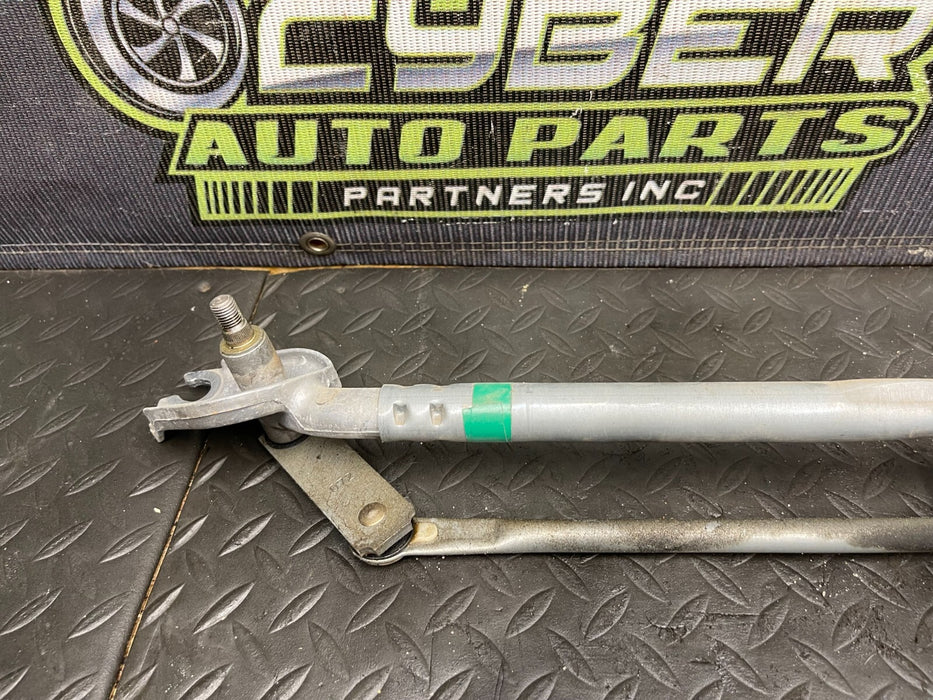2018 CHALLENGER HELLCAT WINDSHIELD WIPER MOTOR ASSEMBLY OEM 2015-2021