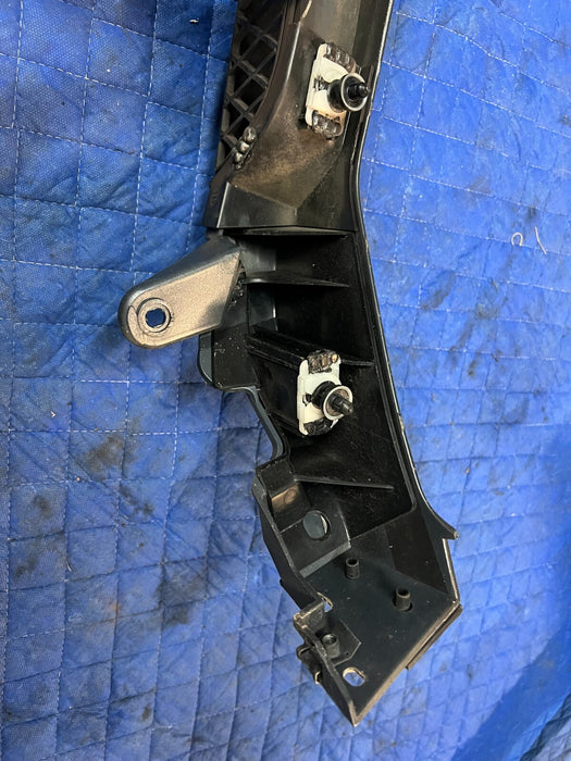 2012 AUDI R8 OEM RH RIGHT LOWER QUARTER PANEL FRAME 420 853 190 B