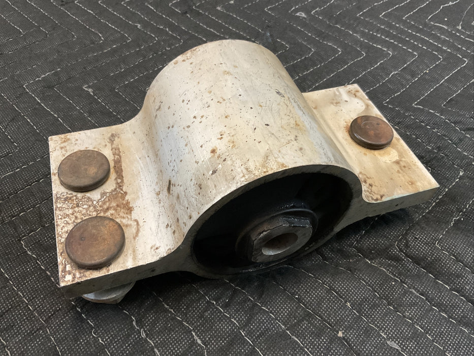 2017 2018 2019 FORD F250 F350 F450 MOTOR/ ENGINE MOUNT OEM