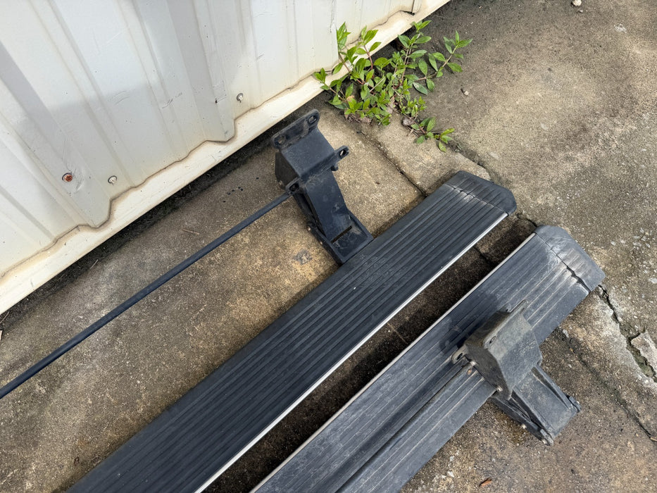 2017-2022 FORD F250 F350 F450 FACTORY POWER RUNNING BOARDS ELECTRIC OEM PAIR