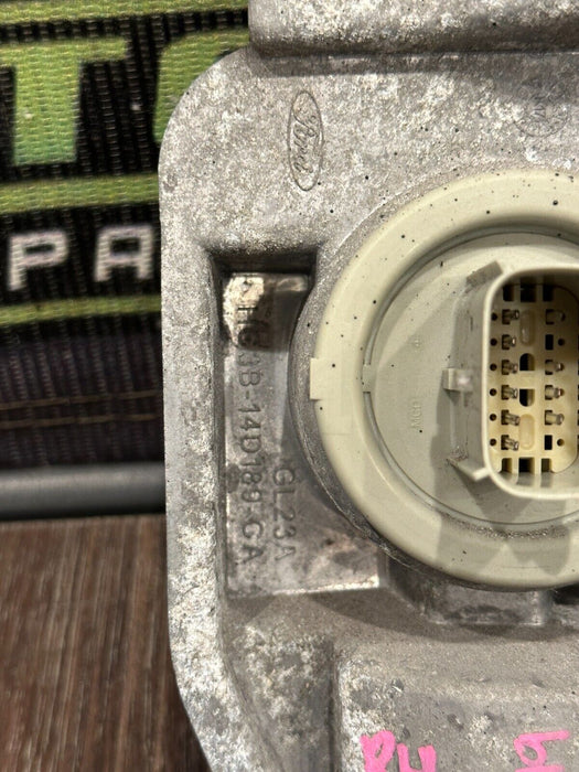 2017-2019 FORD F250 F350 F450 RIGHT LED TAIL LIGHT BLIND SPOT MODULE BRACKET OEM