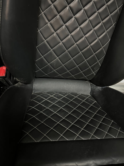 2017 2018 AUDI R8 PLUS SYPDER OEM GENUINE DIAMOND STITCHED SPORT SEATS