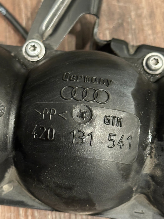 2018 AUDI R8 PLUS VACUUM PUMP RESERVOIR TANK W/ LINES OEM 420 131 541