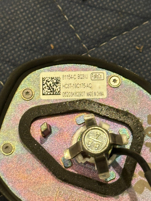 2017-2019 FORD F250 F350 ROOF SHARK FIN ANTENNA OEM