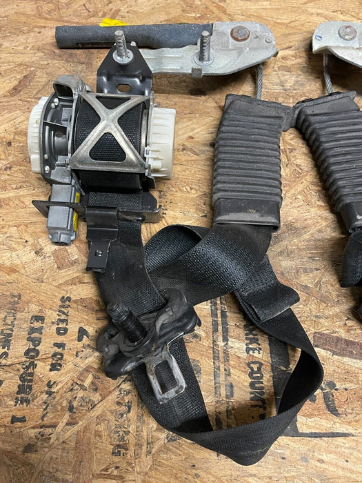 2018-2019 FORD F250 F350 FRONT PLATINUM SEATBELTS LEFT RIGHT PAIR OEM