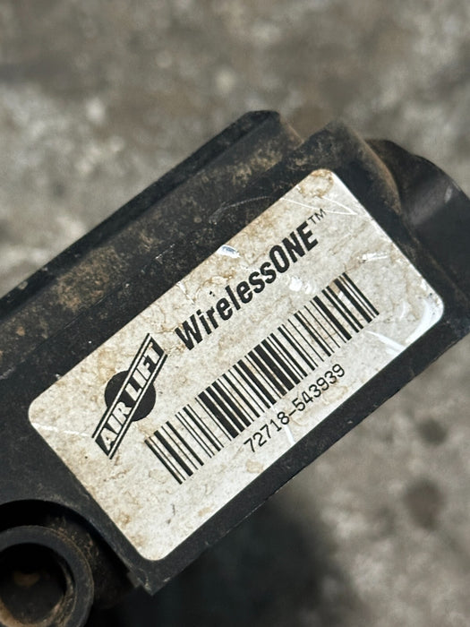 2024 FORD F350 AIR LIFT WIRELESS ONE LIFT KIT ASSEMBLY