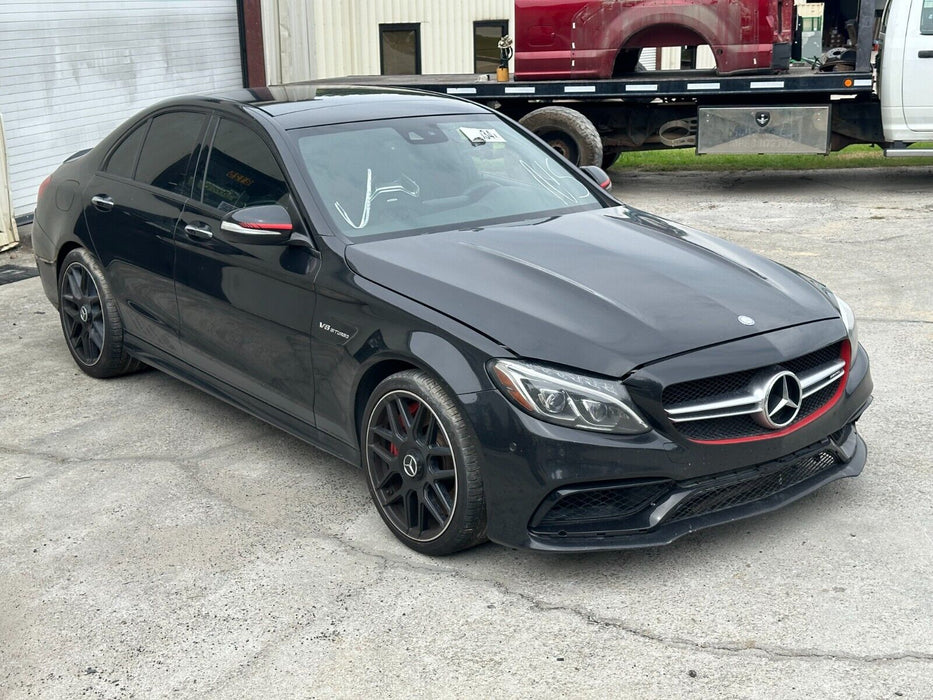 2015 MERCEDES C63S AMG LEFT LOWER AIR DUCT SEALING A2058310598 205 831 05 98