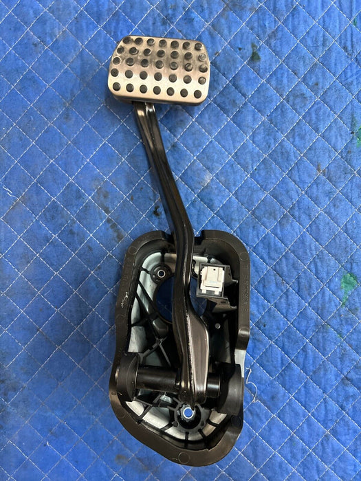 2015 MERCEDES C63S AMG EDITION ONE OEM SPORT BRAKE PEDAL