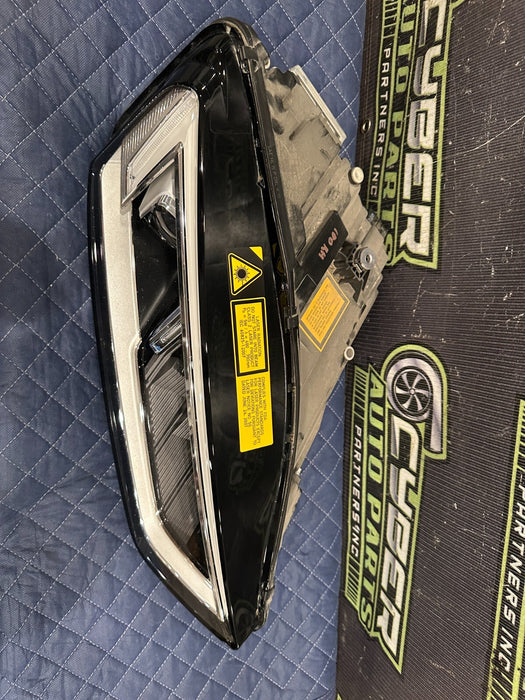 2017 2018 AUDI R8 PASSENGER HEADLIGHT LASER COMPLETE W/ MODULES OEM GENUINE