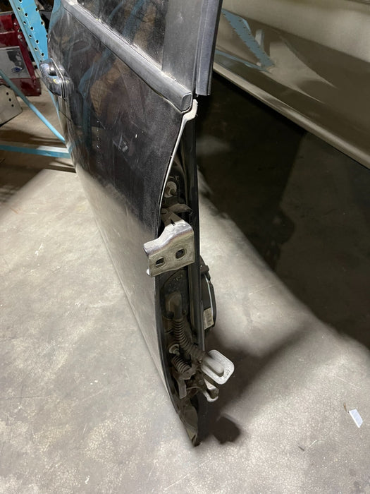 2010-2018 DODGE RAM 1500 2500 3500 4500 5500 REAR RIGHT PASSENGER DOOR OEM