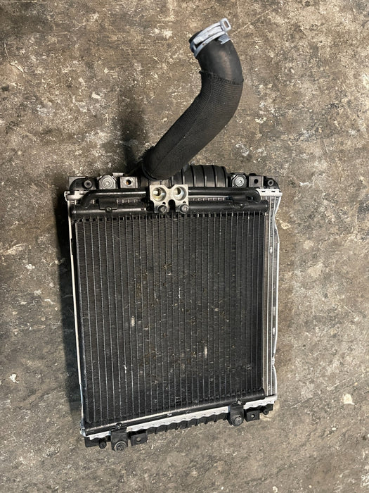 2017 AUDI R8 V10 FRONT RIGHT RADIATOR A/C CONDENSER 4S0816411 4S0121252B ~BENT~