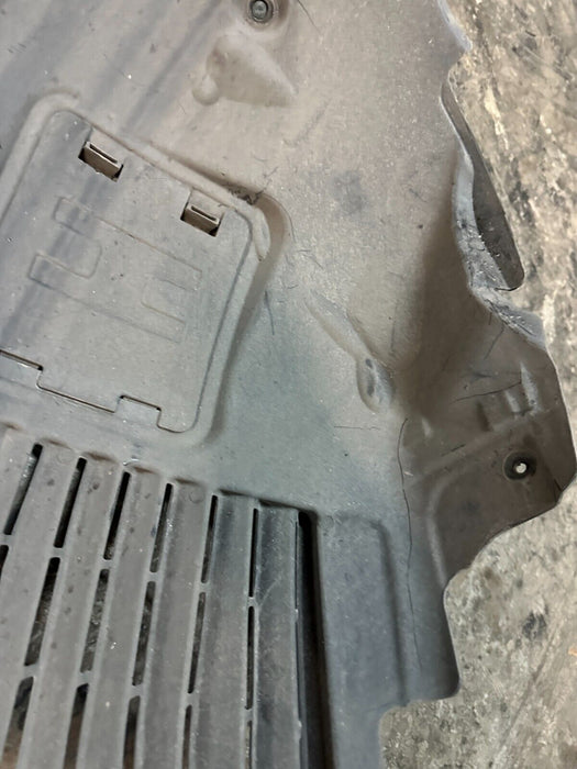 2020 BMW M4 F82 FRONT DRIVER LEFT FENDER LINER SET