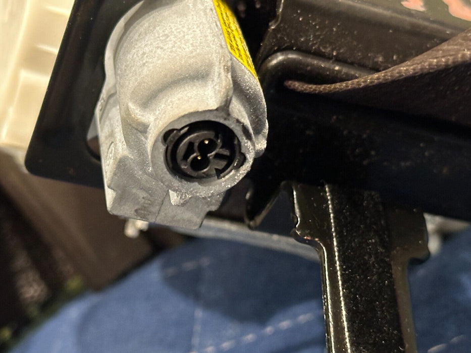 2018-2019 FORD F250 F350 F450 LIMITED BROWN FRONT PASSENGER RIGHT SEATBELT OEM