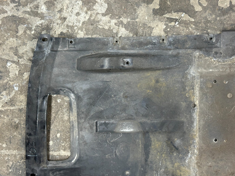 2012 2014 AUDI R8 V10 SPYDER REAR UNDER COVER FLOOR RAIL OEM