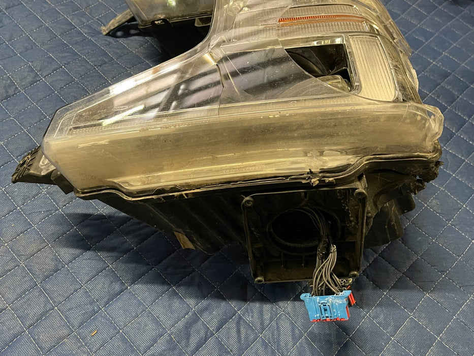 2020-2022 FORD F250 F350 F450 DRIVER LED HEADLIGHT W NO MODULE OEM *DAMAGED*