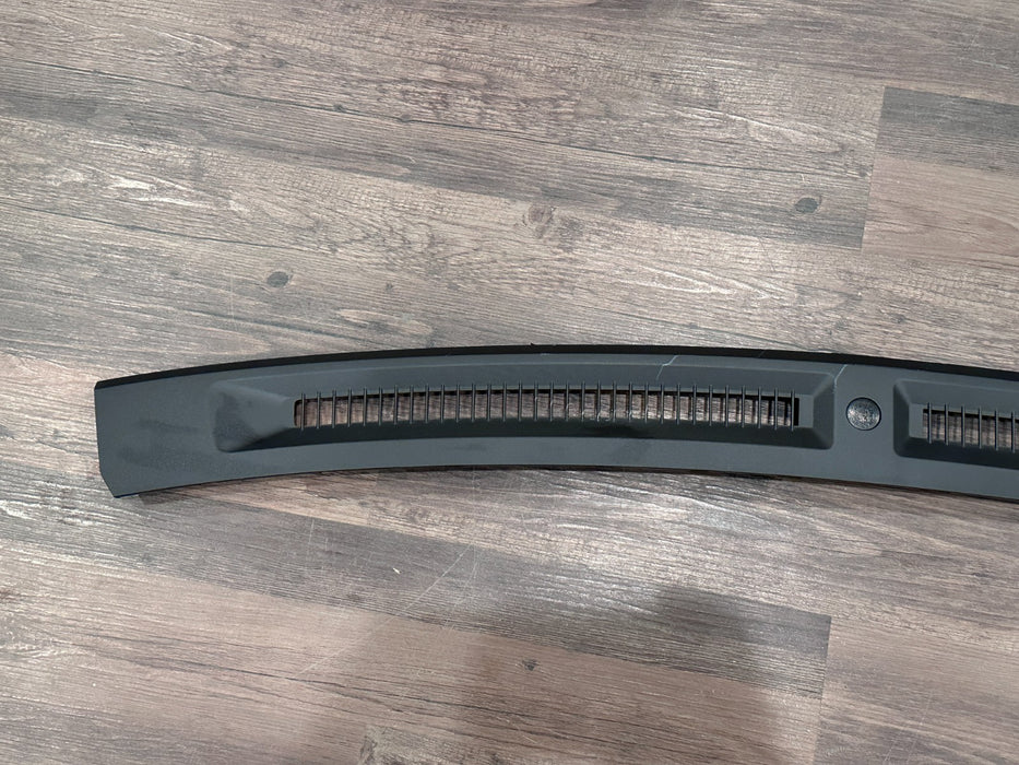 2017 NISSAN TITAN XD RESERVE DASH DASHBOARD DEFROST VENT TRIM PANEL OEM