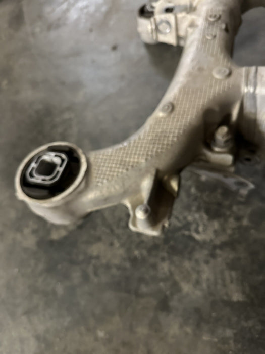 2011 BMW 550i F10 5 SERIES 4.4L REAR SUBFRAME CRADLE CROSSMEMBER 6793803