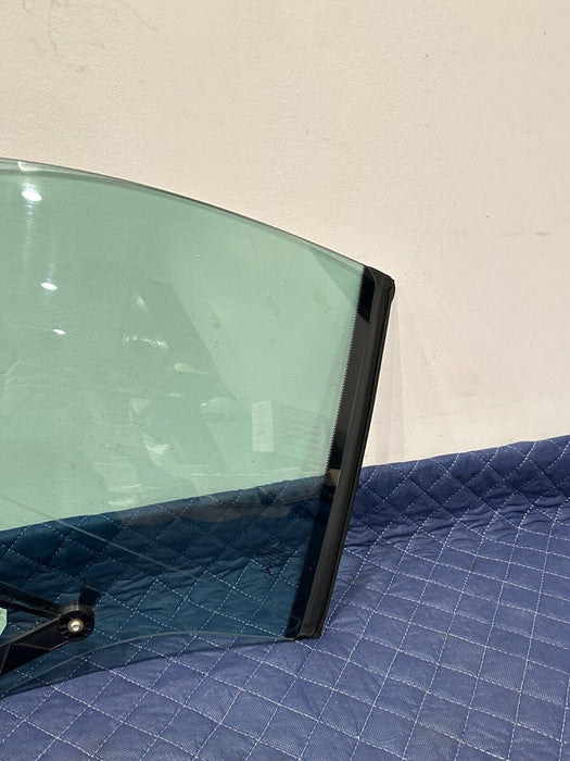 2017 MERCEDES BENZ C63 AMG CABRIOLET REAR PASSENGER RIGHT QUARTER WINDOW GLASS