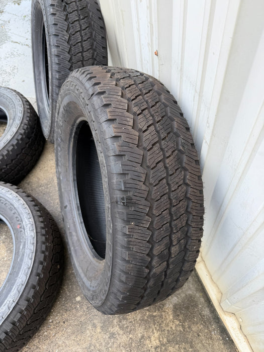 Ford F250 New Take Off tires  LT275/65R20 BRIDGESTONE DUELER A/T