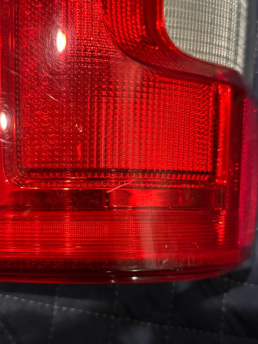 2017-2019 FORD F250 F350 F450 REAR LEFT DRIVER LED TAIL LIGHT ASSEMBLY OEM