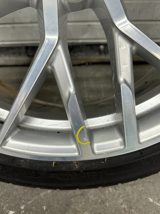 2017 AUDI R8 FRONT WHEEL RIM TIRE 245/30 20X8.5 OEM *BENT/READ*