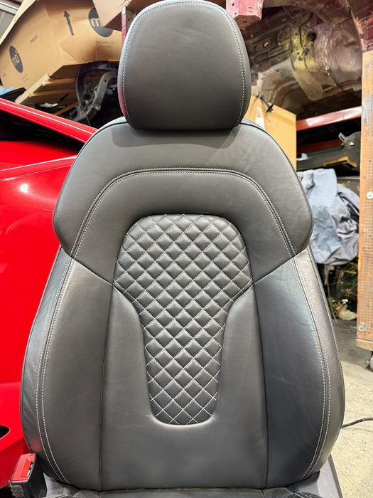 2014 AUDI R8 PLUS FRONT DIAMOND STITCHED SEATS W/ DOOR PANELS OEM 23K MILES