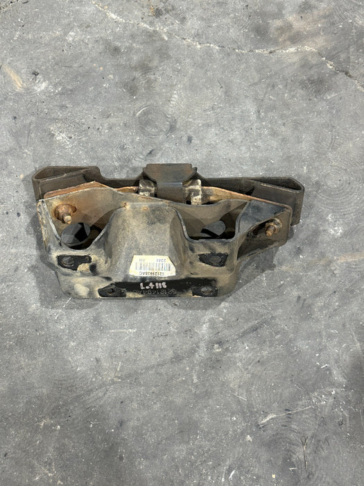 2015 DODGE RAM 2500 TRANSMISSION SUPPORT BRACKET & INSULATOR OEM 52121938AC