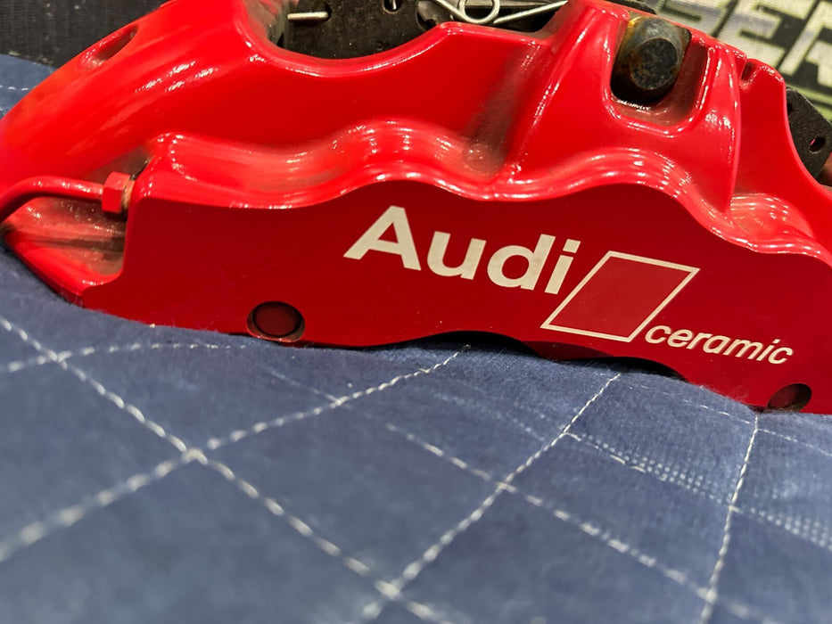 2021 AUDI R8 FRONT RIGHT CARBON CERAMIC BRAKE CALIPER RED OEM 4S0615106
