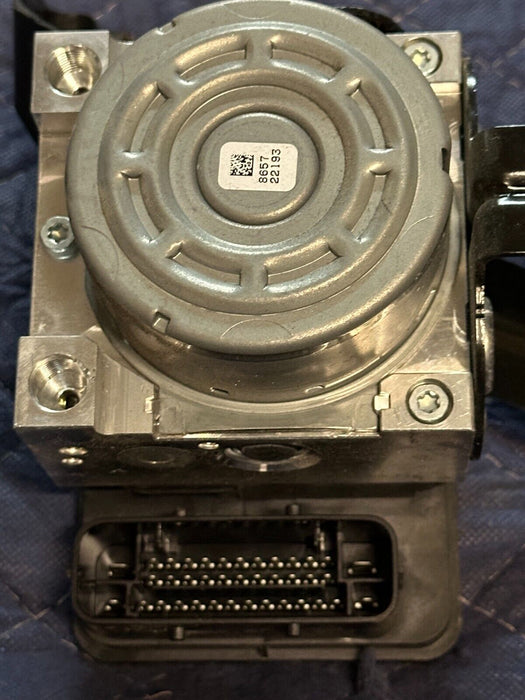 2020 BMW M4 F82 ABS PUMP MODULE 8 096 587 34 51 8 469 017