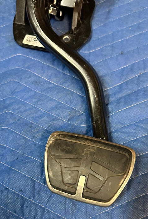 2020 BMW M8 COMPETITION F93 G16 OEM BRAKE PEDAL ASSEMBLY D2687427305 687427305