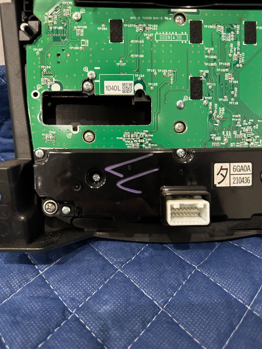 2018 NISSAN 370Z NISMO FRONT DASH HVAC/RADIO/CD CONTROL BEZEL OEM L 77