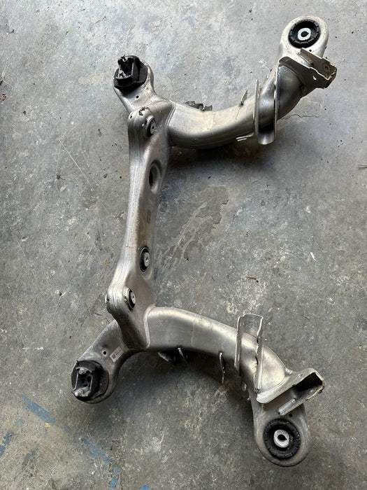 2014 MERCEDES S550 W222 REAR SUSPENSION CROSS-MEMBER SUBFRAME OEM 222 350 58 02