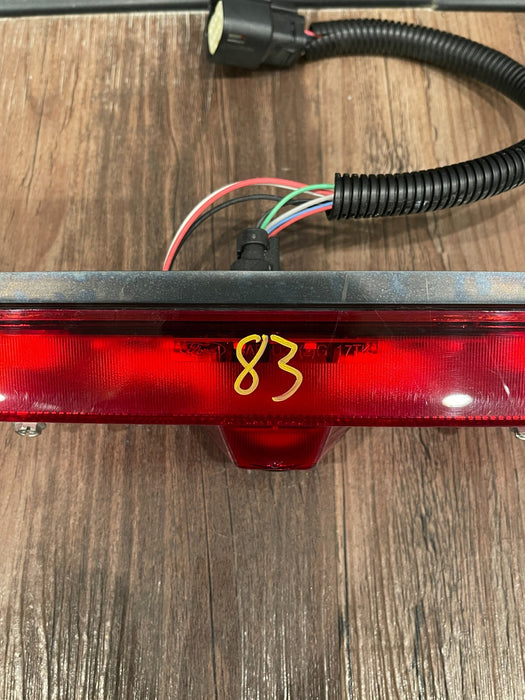 2017-2019 FORD F250 F350 REAR CAB THIRD BRAKE LIGHT W/ CAMERA & PIGTAIL OEM