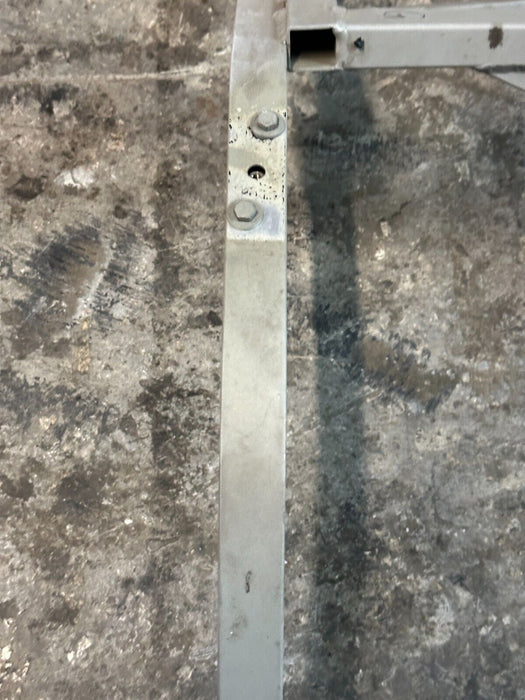 2014 AUDI R8 FRONT DRIVER LEFT FENDER RADIATOR SUPPORT STRUCTURE 420 805 371 A