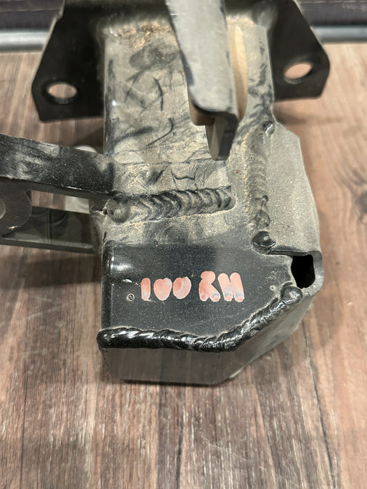 2018 AUDI R8 FRONT LEFT DEFORMATION ELEMENT MOUNTING BRACKET OEM 4S0 807 552 C