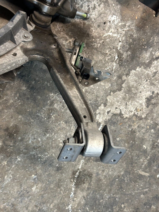 2014 AUDI R8 V10 OEM FRONT RIGHT SUSPENSION KNUCKLE CONTROL ARM