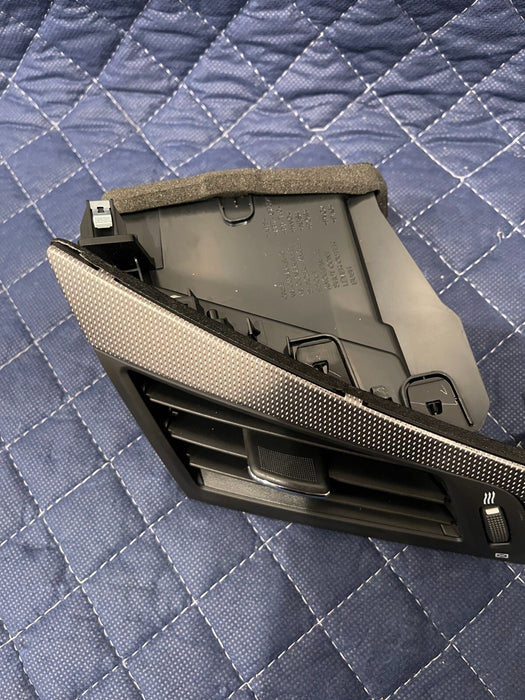 2017 INFINITI Q50 RED SPORT PASSENGER RIGHT SIDE DASH DASHBOARD AIR VENT OEM
