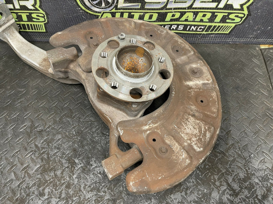 2015-2020 W205 MERCEDES C63 AMG FRONT RIGHT PASSENGER SPINDLE KNUCKLE WHEEL HUB