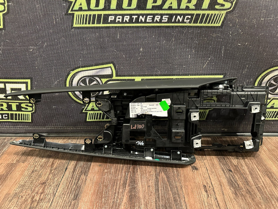 2017-18 AUDI R8 CENTER CONSOLE TRIM OEM 4S1 864 357 D *READ/SLIGHT WEAR*