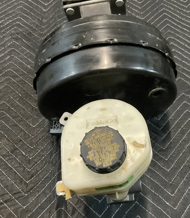 2017-2019 FORD F250 F350 F450 POWER BRAKE BOOSTER OEM