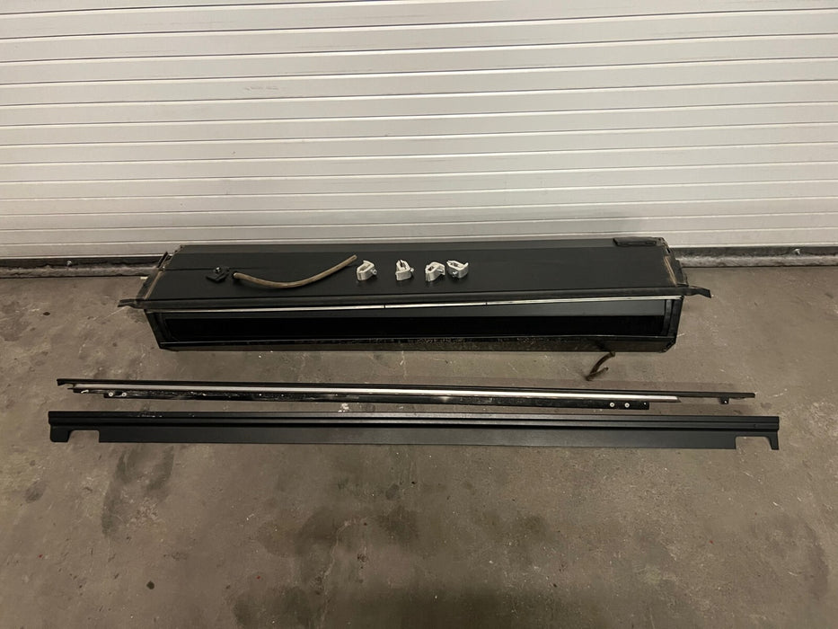 2017-2022 FORD F250 F350 RETRAXPRO MX RETRACTING BED COVER SHORT BED 6' 9"