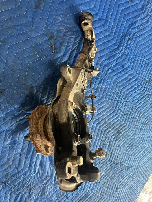 2018 NISSAN TITAN XD FRONT LEFT DRIVER KNUCKLE SUSPENSION SPINDLE OEM