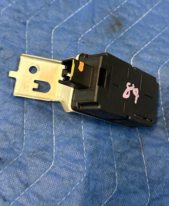 2016 2017 NISSAN TITAN XD PRO-4X OEM KEYLESS ENTRY CONTROL MODULE 28595 EZ70A