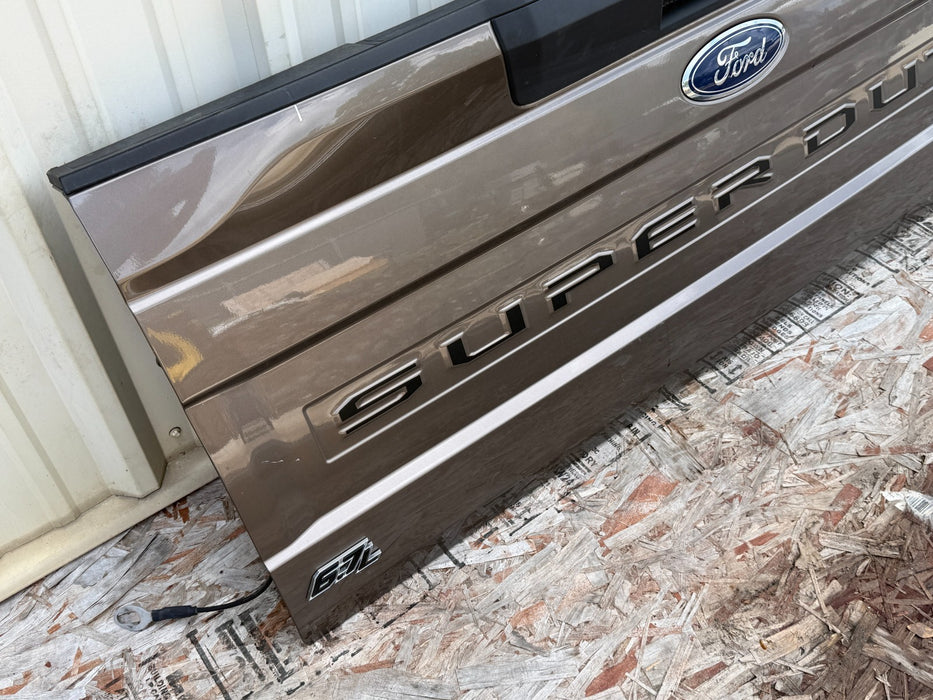 2020 - 2022 FORD F250 F350 F450 LARIAT TAILGATE WITH STEP AND CAMERA STONE GRAY