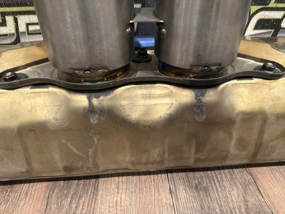 2017 2018 2019 PORSCHE 911 GT3 CENTER EXHAUST MUFFLER W/ TIPS OEM 991 111 027 90