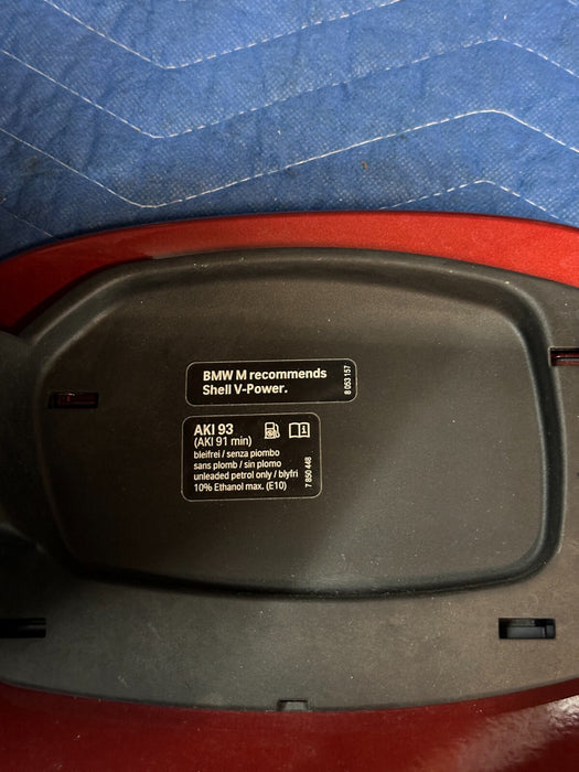 2020 BMW M8 COMPETITION F93 G16 OEM REAR FUEL TANK DOOR CAP COVER LID W/HOUSING