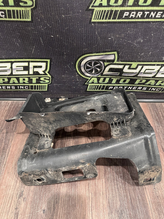 2017-2019 FORD F250 F350 F450 FRONT BUMPER LEFT BRACKET OEM HC3B-8103-CE