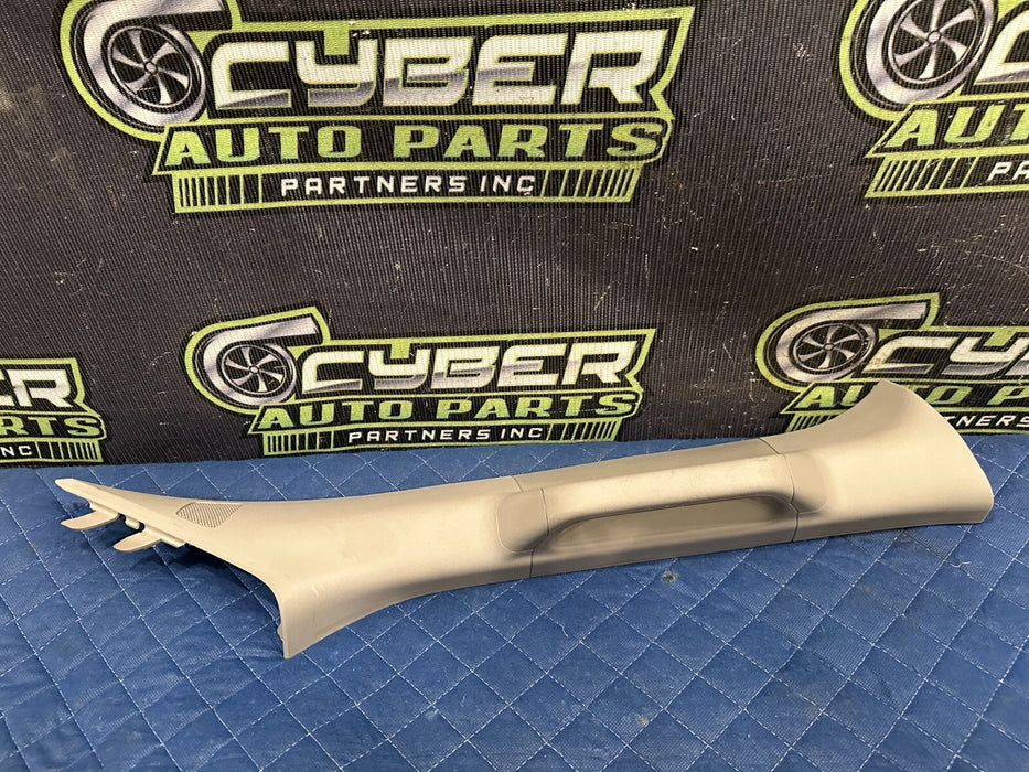 2020-2022 FORD F250 F350 F450 LIMITED FRONT RIGHT A PILLAR TRIM OEM *MINOR FLAWS